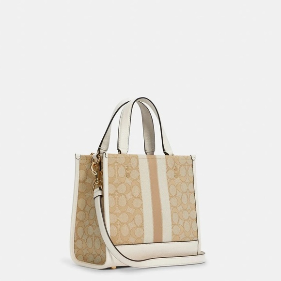 Coach C8417 Dempsey Tote 22 In Signature Jacquard With Stripe And Coach Patch In - Picture 6 of 11